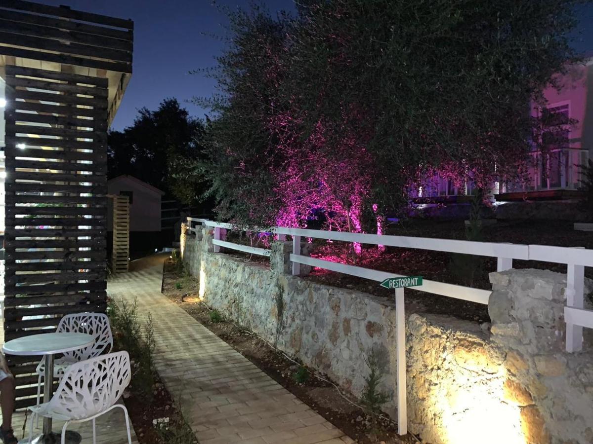 فندق Gjilekفي  Albanian Garden المظهر الخارجي الصورة